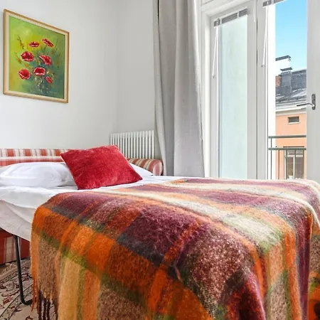 Balcony W Rooftop Views Tram 200m Lift * Helsingfors